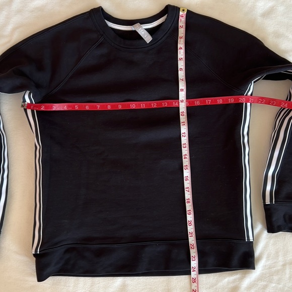 Athleta 24/7 Black With White Stripes Crew Sweatshirt Size Small Tall - Picture 7 of 10